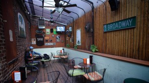 tone_2011_bab_courtyard_033